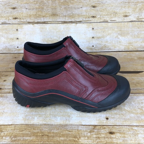 clarks muckers waterproof